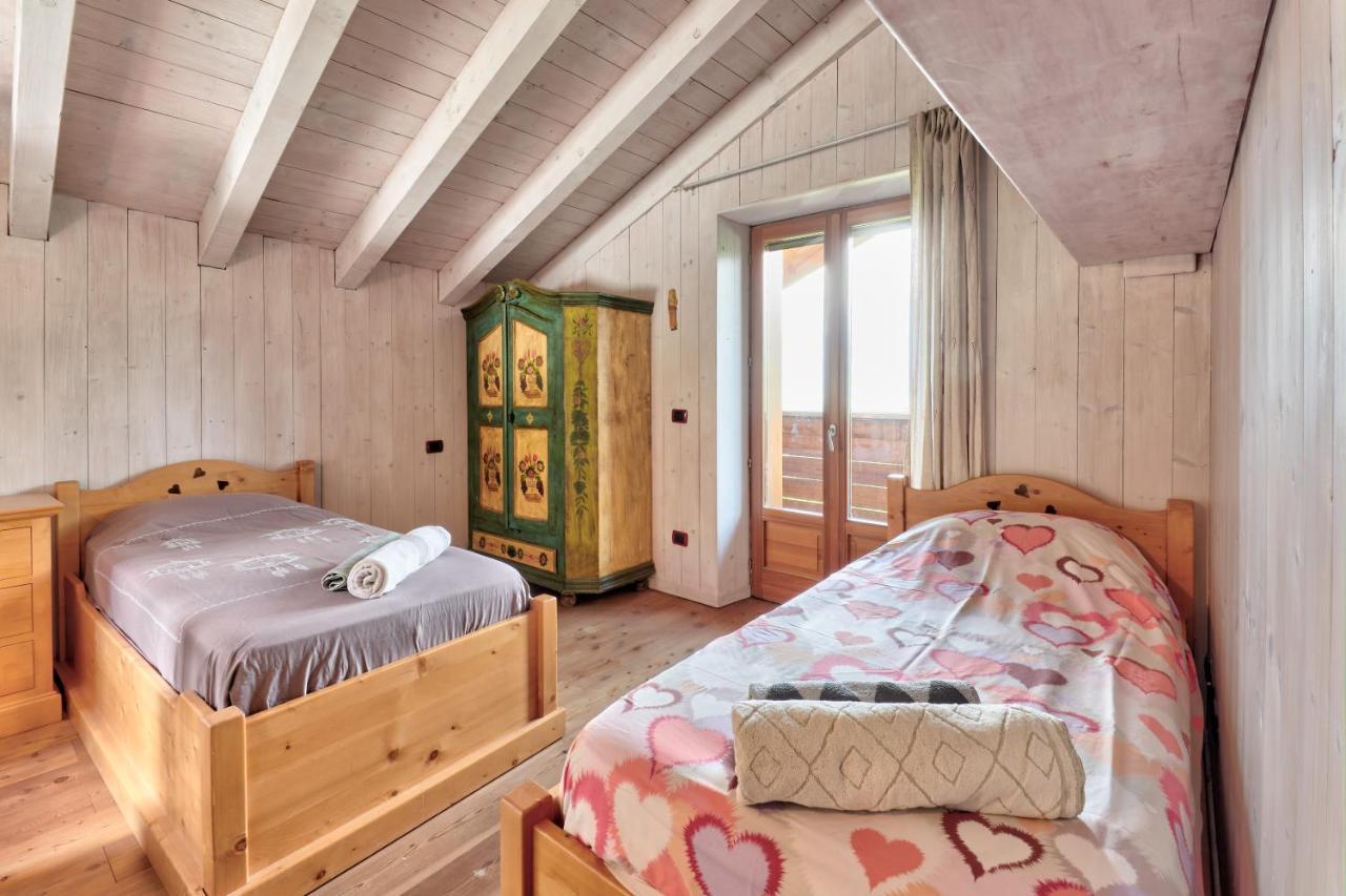 Chalet Con Piscina E Vista Panoramica Colico Εξωτερικό φωτογραφία