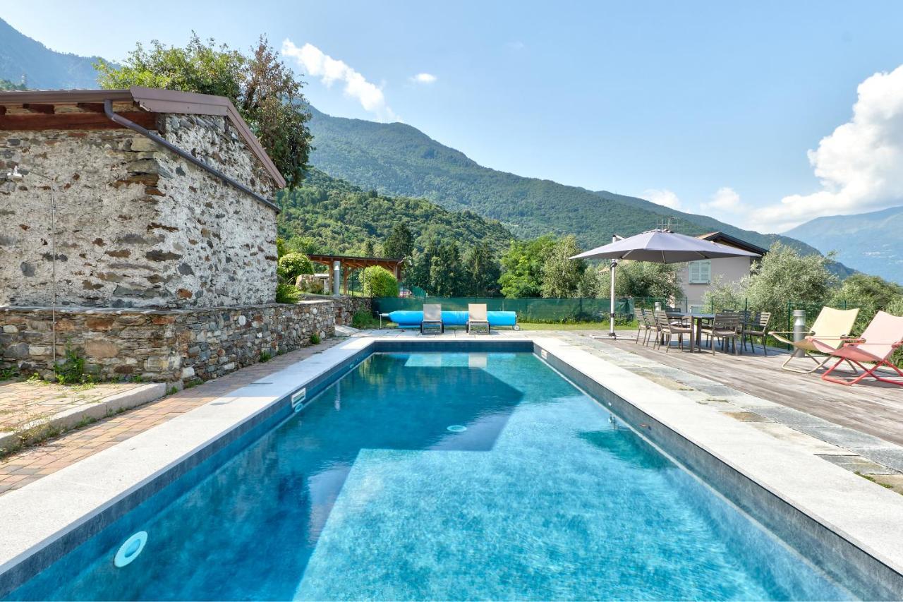 Chalet Con Piscina E Vista Panoramica Colico Εξωτερικό φωτογραφία