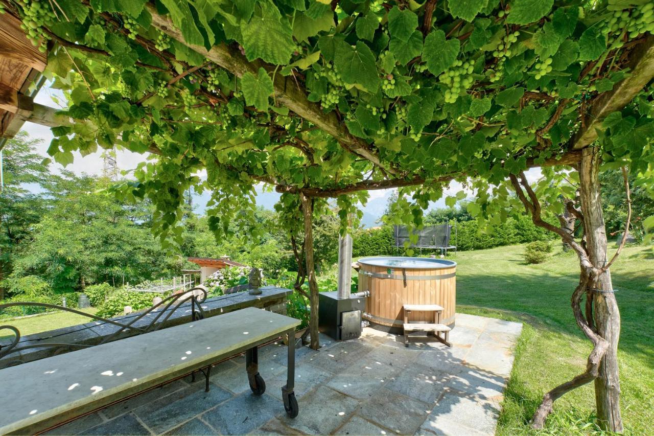 Chalet Con Piscina E Vista Panoramica Colico Εξωτερικό φωτογραφία